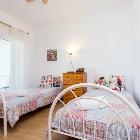 Edificio Rocha Vau Apartment *
